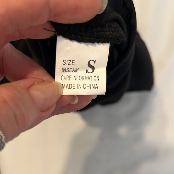 NWOT Black Cut-Out Maxi Dress size small sleeveless - Picture 6 of 9